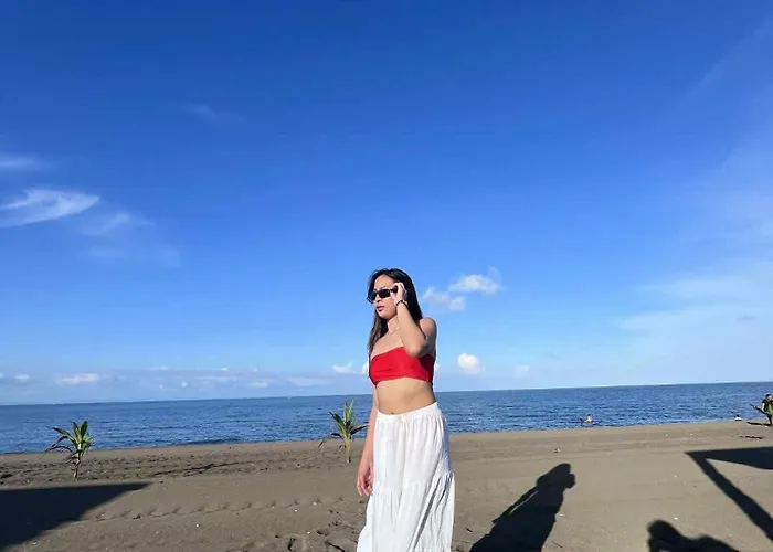 Beach Hive Seafront Villa In San Juan Batangas Direct Beachfront Access 8 Mins Walk